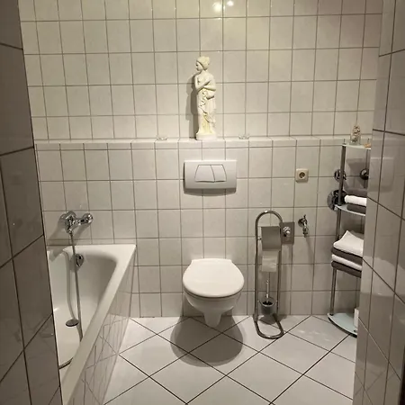 Warnemuende Am Kurpark Apartament *