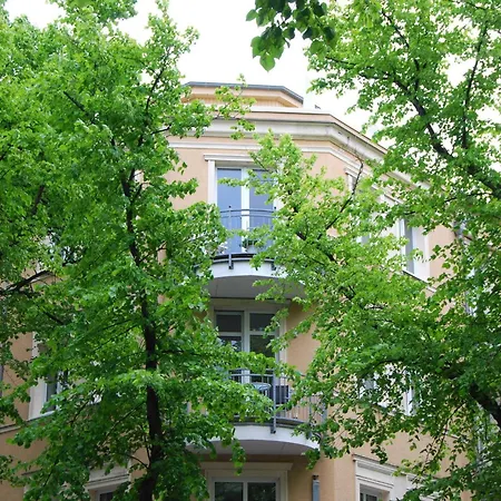 Warnemuende Am Kurpark Apartament