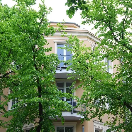 Warnemuende Am Kurpark *